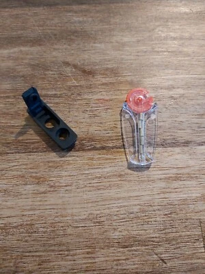 FOR ZIPPO Lighter Fuel Saver - Gasket for Lighters - 6 flints in carry case