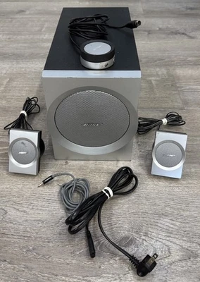 Bose Companion 3 Multimedia Computer Speakers - Image 1 of 4
