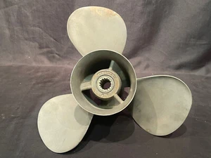 Mercury Marine Boat Prop 48-88442-21 acero inoxidable 3 hojas hélice 21 pasos - Imagen 1 de 8