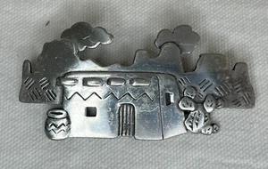 Vintage 1988 JJ Jonette Jewelry Southwest Adobe Pueblo Brooch Pin Silver Tone - Picture 1 of 6