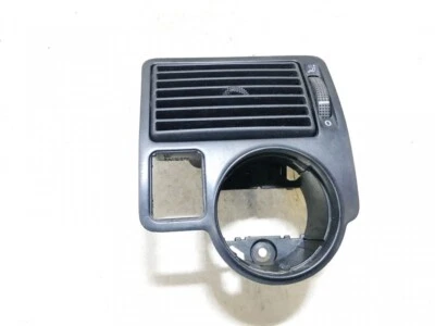 Volkswagen Golf 1998 Dash Vent (Air Vent Grille) 1j1819983a, Genui #895183-47 - Изображение 1 из 4