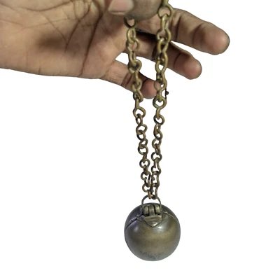 罕见 1900 年代老式古董黄铜带链石灰膏/香烟盒 — 第 1/4 张图片