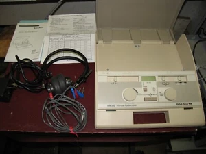 WELCH ALLYN GRASON STADER AM 232 AUDIOMETER WITH HEADSET AND AC POWER SUPPLY - Picture 1 of 9