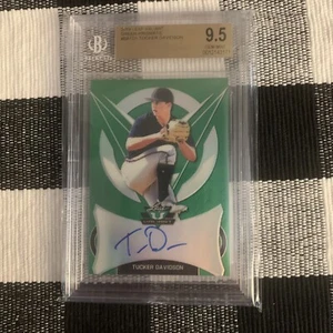 Tucker Davidson 2019 Leaf Valiant Green Prismatic Auto Rookie BGS 9.5 - 96/99 - Picture 1 of 3