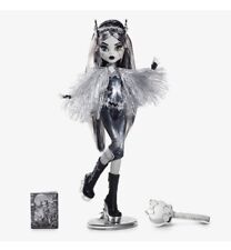 Monster High  Voltageous Frankie Stein Haunt Couture Doll Mattel SDCC IN HAND