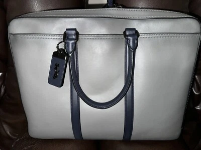 COACH Metropolitan Maletín Delgado Maletín Bolso de Cuero Gris Azul Marino NUEVO Para Hombres Damas Foto 1 de 3