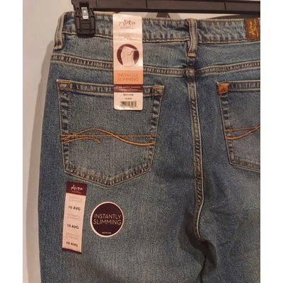 Wrangler Womens Aura Mid-Rise Instantly Slimming Boot Cut Jeans Size 10 NWT - Image 1 of 4