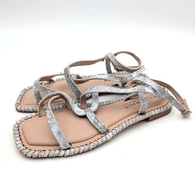 Sandalia Gladiador Donald Pliner Emilia Estampado Serpiente Para Mujer Talla Cielo US6.5 EU37 Foto 1 de 4