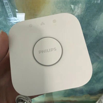 Concentrador controlador de iluminación Philips Hue Bridge - blanco Foto 1 de 4