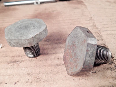 Harley FRONT END TOP TUERCAS TAPAS Hydraglide Panhead FL Duoglide Wide Glide picadora Foto 1 de 4