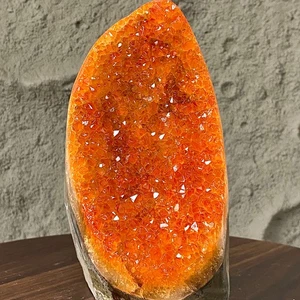 Geoda de cuarzo ámbar naranja-amarillo hecha a mano - Piedra, Reiki - 3,5 lb - Imagen 1 de 13