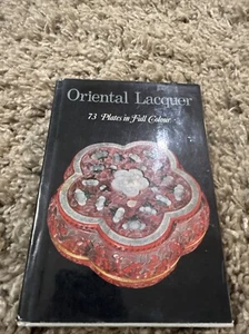 Oriental Lacquer-73 Plates Full Color-Antiquity-Modern-Techniques-Styles-Bowls - Foto 1 di 24