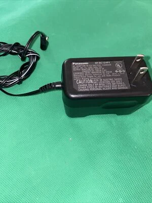 Cargador de fuente de alimentación de CA PANASONIC RP-BC124PY Z1 genuino Foto 1 de 4