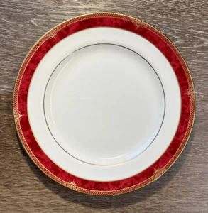 Spode Bordeaux Salad Plate ~new~ - Picture 1 of 4
