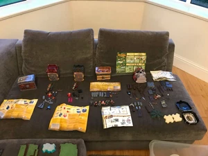 Mega Bloks Bundle - Picture 1 of 8