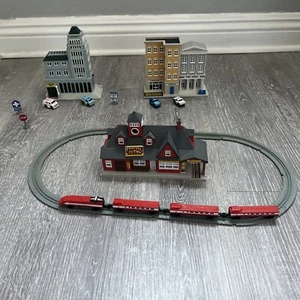 Micro Machines City Scenes Police Station,train Station, Hospital & Post Office - Picture 1 of 19