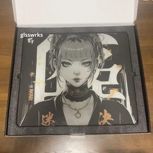 Tapis de souris gaming GLSSWRKS Akari Limited Art Glass doré grande taille - Photo 1/7