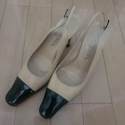 Rare CHANEL Two-Tone Slingback Heels Beige Black Leather Size 22.5cm US 5.5 - Image 1 of 4