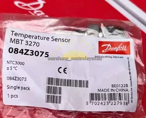 One Danfoss MBT3270 084Z3075 pressure transducer New - Picture 1 of 1