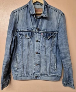 Levis Trucker Jacke Blau Denim Distressed Medium Wash 70589 Größe M - Bild 1 von 12