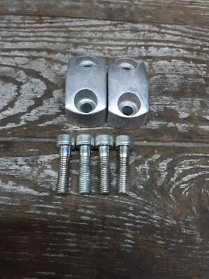 2009 09 07-14 Honda VT750 Shadow Spirit 750 передний верхний руль стояк зажимы - Изображение 1 из 4