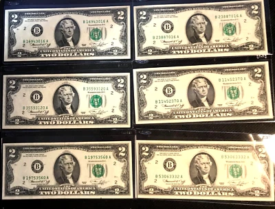 9 Chicago 1976 2 Dollar Bills Crisp - Image 1 of 3