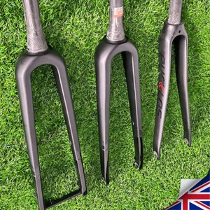 700*25/45C Carbon Rigid Fiber Gravel Road Bike Straight/Tapered Fork QR/100*12mm - Picture 1 of 21