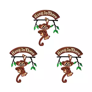 Parche de hierro bordado (paquete de 3) Monkey ""Hang in There - Imagen 1 de 3