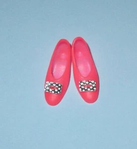 Muñeca Francie rosa suave plana con hebillas plateadas para cambio rápido y marcha abuela Go - Imagen 1 de 2