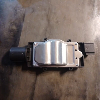 Unidad de módulo de control del ventilador de refrigeración del motor apta para Ford Focus 2013-2017 2018 nueva Foto 1 de 4