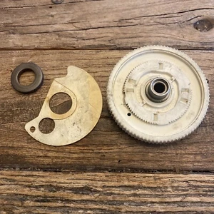 SINGER TOUCH & SEW 750 Buttonholer Dial Shield Ring 174430 - Picture 1 of 3