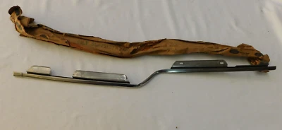 NOS OEM Ford 1969 1970 1971 Lincoln Mark III Deck Trunk Lid Moulding Trim - Image 1 of 4
