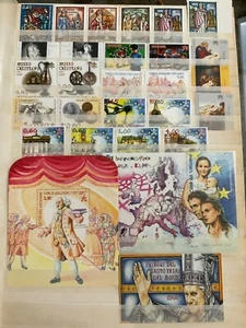Vaticano 2007 annata completa mnh con foglietti e libretto - Foto 1 di 2