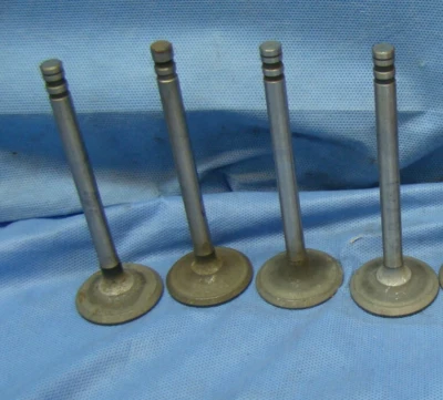 Pontiac 195 Exhaust Valve set 4 cyl 1963 1BBL USA NORS - Изображение 1 из 2