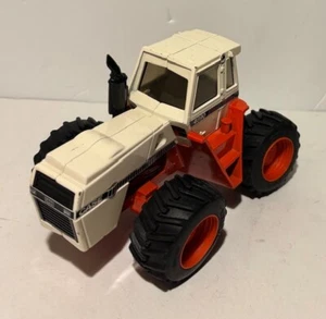 Ertl Case 4890 Traktor Maßstab 1:32 - Bild 1 von 2