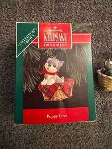1982 Vintage Hallmark Puppy Love Christmas Ornament In Original Box - Picture 1 of 8
