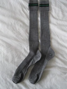 Senior Boys Grey School Socks with Green/Black Turn Over Top Trim Sz 7-11 27/02 - Picture 1 of 6