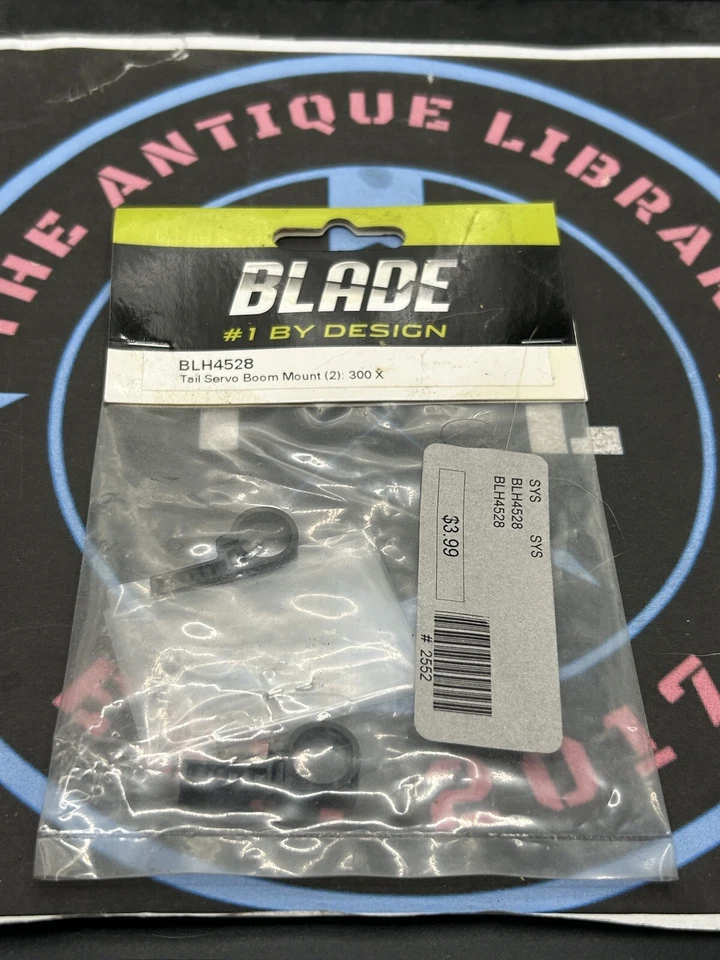 Blade. BLH4528 Tail Servo Boom Mount (2): 300 X - Image 1 of 1