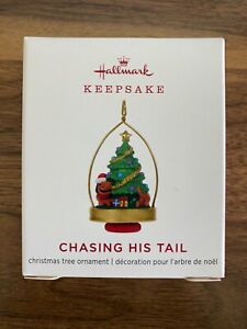 2019 Hallmark Keepsake CHASING HIS TAIL Wiener Dog Christmas Ornament MINIATURE