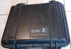 Estuche impermeable Pelican 1300 negro para cámara SLR o DSLR de 35 mm - Imagen 1 de 3