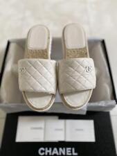 Chanel skóra jagnięca pikowane 8-pozycyjne logo gruba podeszwa klapki sandały US 5 EU 36 rozmiar
