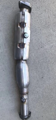 Convertidor catalítico CalCat Acura RL 1996-2004 Walker pieza de escape 81788 Foto 1 de 4