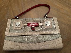 Vintage Guess Purse Handbag, Faux Alligator Skin - Clean Bag - Fast Shipping !! - Picture 1 of 15