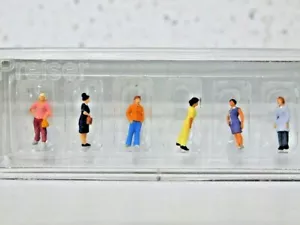 Figuras de mujer de pie Preiser N 79222 nuevas en caja - Imagen 1 de 3