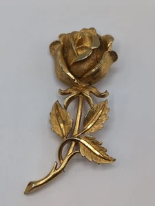 Vtg Rose Brooch Pin Gold Tone Textured 3D 2.75" - Picture 1 of 2