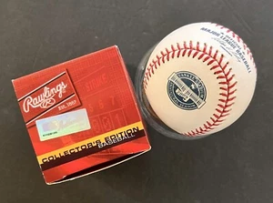 RAWLINGS 2009 YANKEES INAUGURAL SEASON BASEBALL IN BOX - Picture 1 of 8