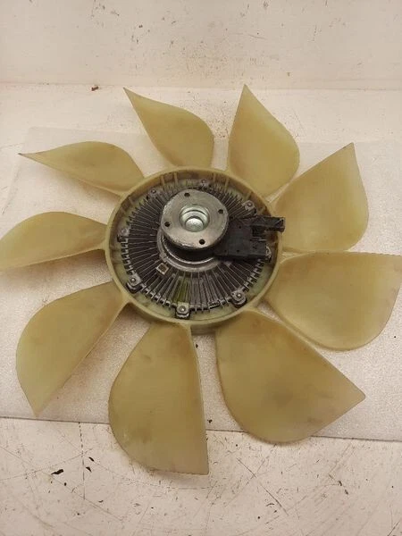 2014-2019 Infiniti QX80 2017-2020 Nissan Armada NV 2500 NV 3500 Fan Clutch OEM Foto 1 de 4