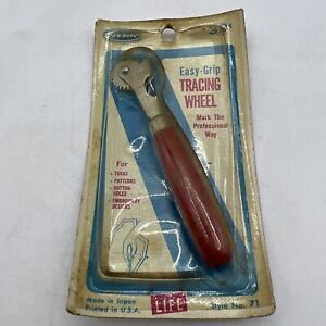 Vintage PENN Tracing Wheel with Finger Guard - Style No. 71 - Sewing NOS