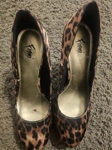 Fioni Lady's Stileto Shoes Size 9 - Picture 1 of 4