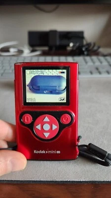 Kodak ZM1 Waterproof Mini Digital Video HD Camera Red Tested Working 4gb Memory - Image 1 of 3